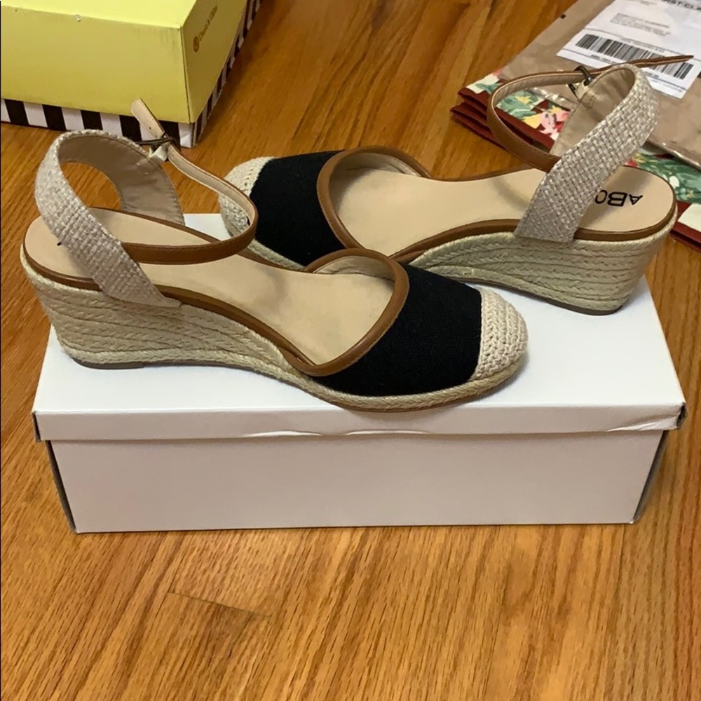 Abound wedge espadrille